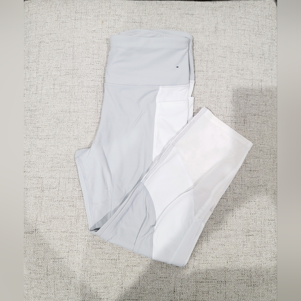 Avia Gray and White Capri Legging.